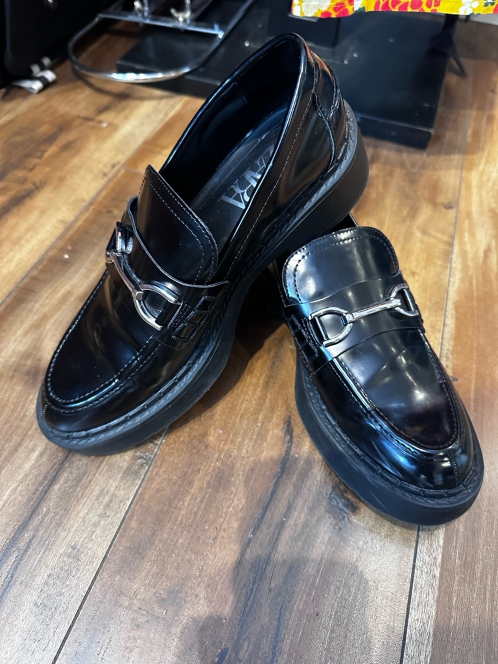 Women’s Zara black patent leather loafer